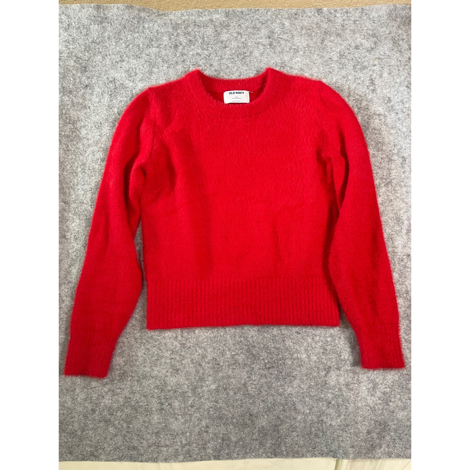 Old Navy Womens Red Fuzzy Eyelash Knit Crew Neck Sweater Size M Long Sleeve